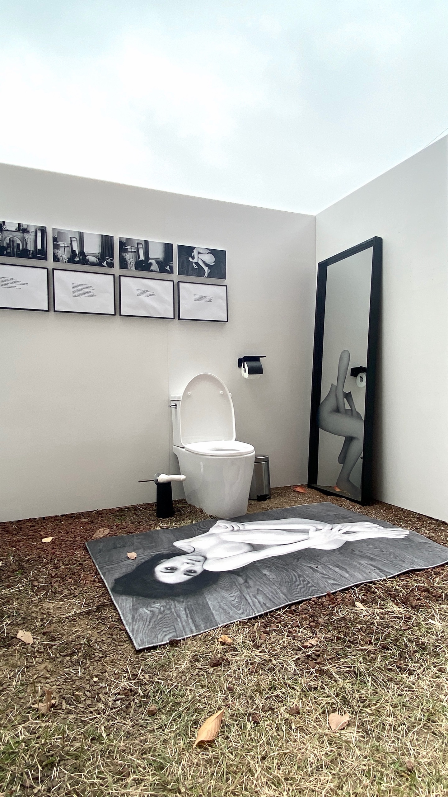THE CLOGGED TOILET · INTAKE AND EXCRETION · EXCRETA AND LOVE, 2020, Mixed media, installation — OYOUNG (5/5)
